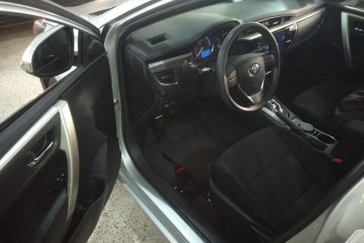 Used Toyota Corolla 2017 Revised Version 1.6L S-CVT GL
