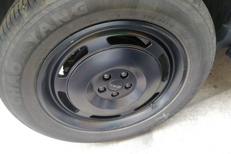 Used  V23 2025 401 Two-Wheel Drive Intelligent Driving Version