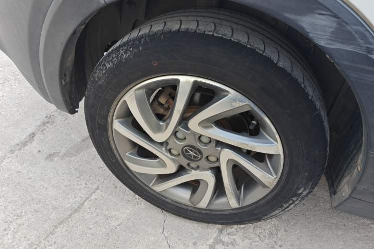 Used  Refine S3 2016 1.5L CVT Luxury Smart Version
