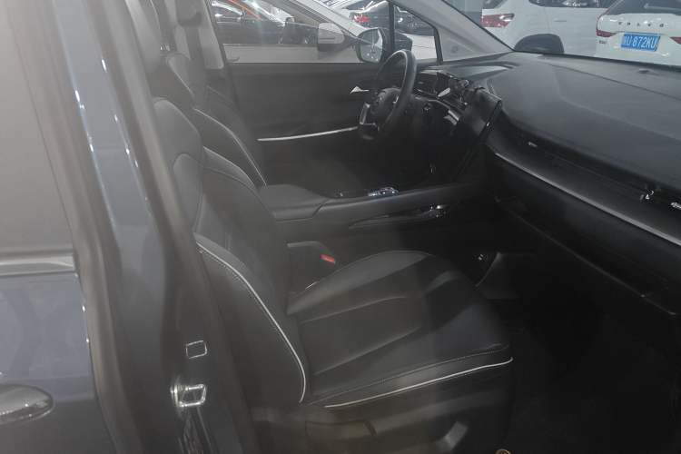 Used Hyundai Custo 2024 270TGDi LUX Prestige Edition