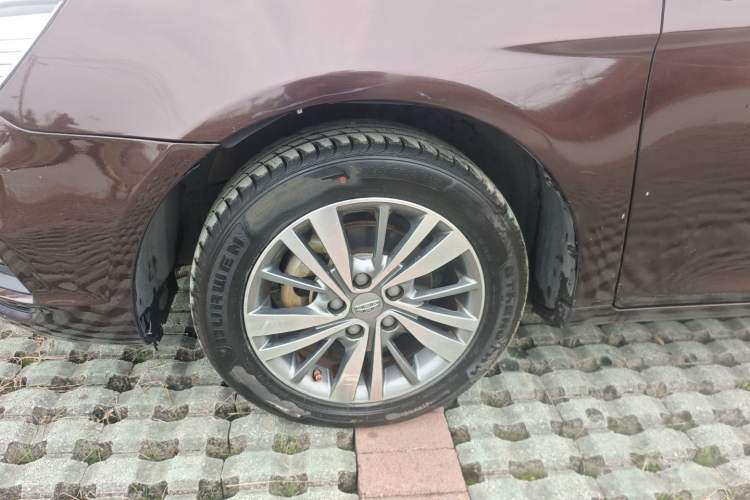 Used Geely Auto Emgrand 2018 1.5L Manual Upward Connect Edition
