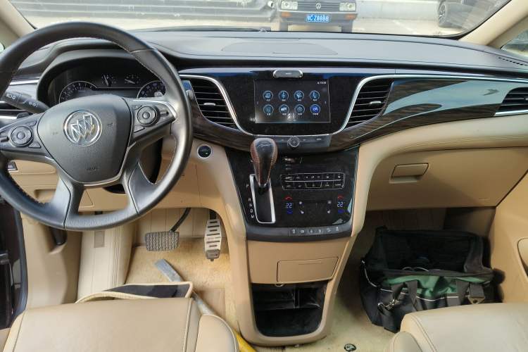 Used Buick GL8 2018 ES 28T Luxury Model China VI Standard
