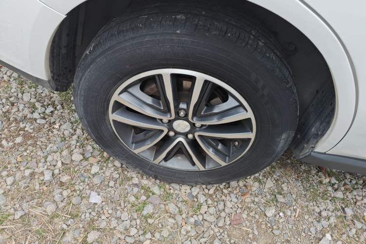 Used Geely Auto Vision X6 2018 1.4T CVT 4G Connected Luxury Version
