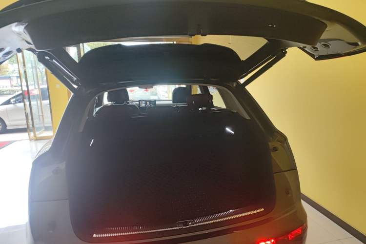 Used Audi Q5L 2022 40T Fashionable and Dynamic Model
