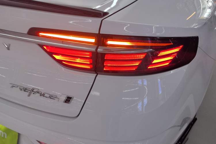 Used Geely Auto Preface 2025 Dongfang Yao 1.5TD Kunlun Edition