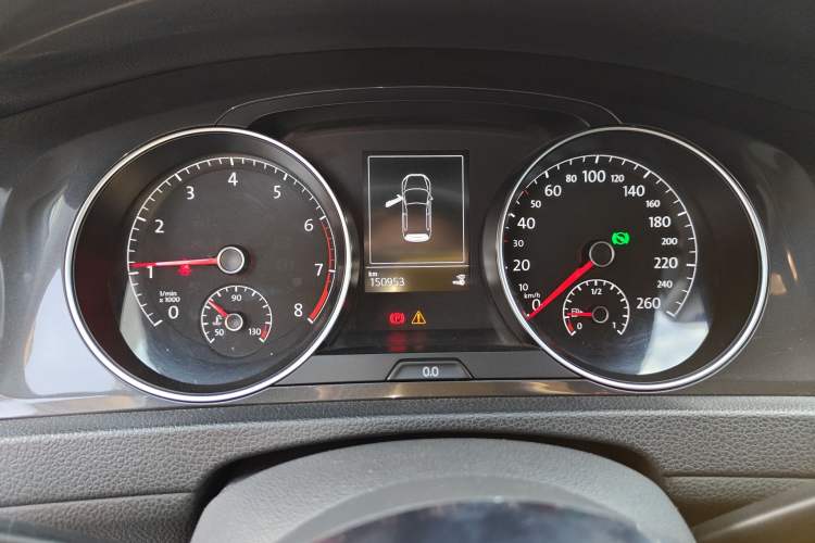 Used Volkswagen Golf 2018 230TSI Automatic Luxury Version