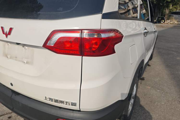 Used Wuling Hongguang S3 2019 1.5L Manual Standard Version China VI Standard
