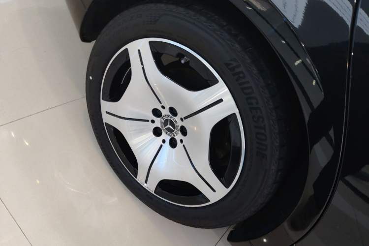 Used Mercedes-Benz S-Class 2024 S 400 L Business Model
