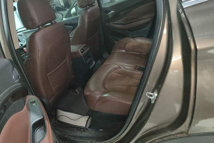 Used Buick Envision 2016 20T Two-Wheel-Drive Elite Model
