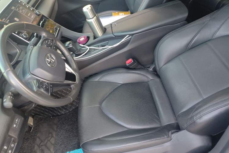 Used Toyota Avalon 2019 2.0L XLE Premium Edition China VI
