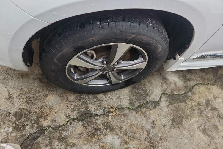 Used Haval H6 2013 Upgraded Model 1.5T Manual Two-Wheel Drive Elite Version