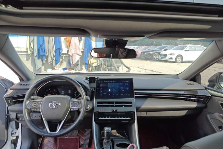 Used Toyota Avalon 2022 2.5L Luxury Edition