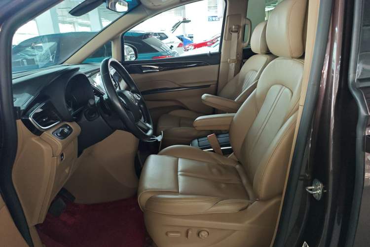 Used Buick GL8 2017 ES 28T Luxury Model China V Standard
