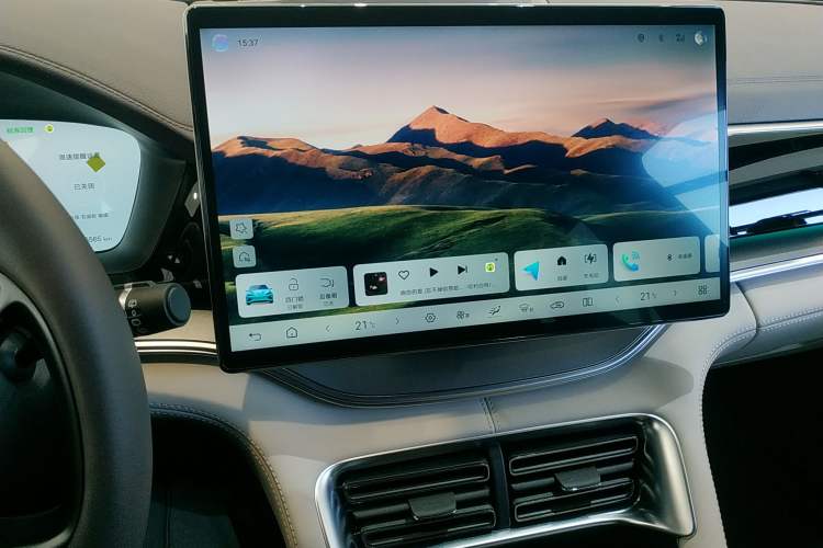 Used BYD Song PLUS New Energy 2025 EV Smart Drive Edition 605km Flagship Model
