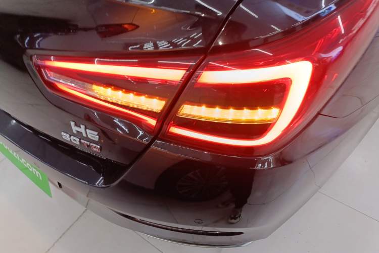 Used Hongqi H5 2022 Classic Model Facelift 1.5T DCT Qiyun Edition
