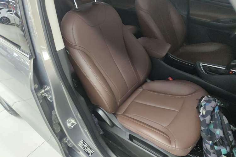 Used Buick GL6 2019 18T 6-Seater Connected Luxury Version China VI Standard
