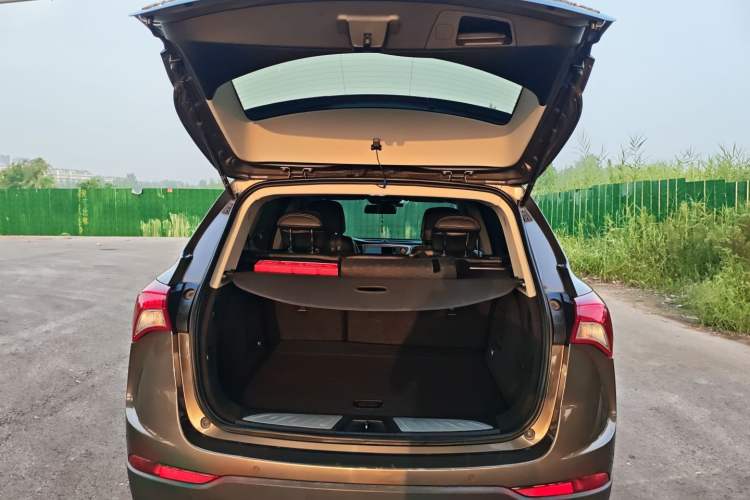 Used Buick Envision 2018 20T Two-Wheel-Drive Leading Model
