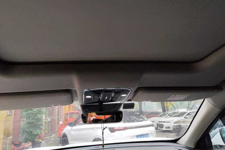 Used JETOUR X70 PLUS 2021 1.6T DCT Pro+ 7-Seater
