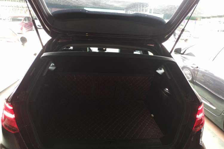 Used Audi A3 2018 30th Anniversary Edition Sportback 35 TFSI Fashion Model
