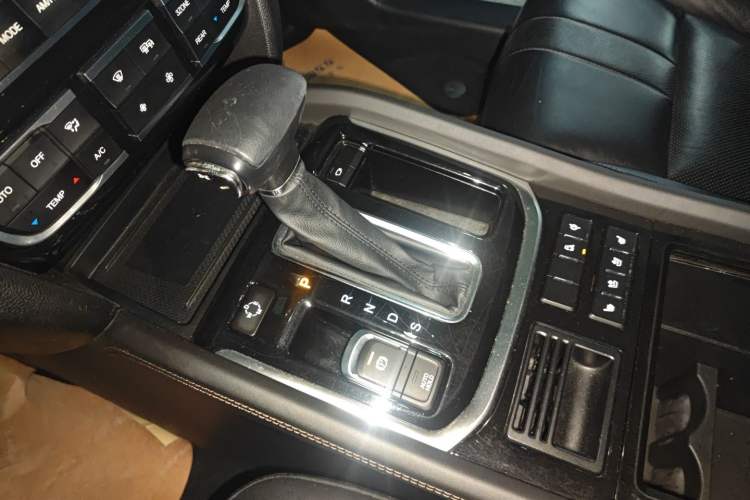 Used GAC Trumpchi GS8 2019 390T Two-Wheel Drive Luxury Smart Connectivity Version (7 Seats)
