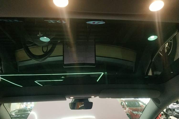 Used Tesla Model 3 2019 Long-Range Rear-Wheel-Drive Version
