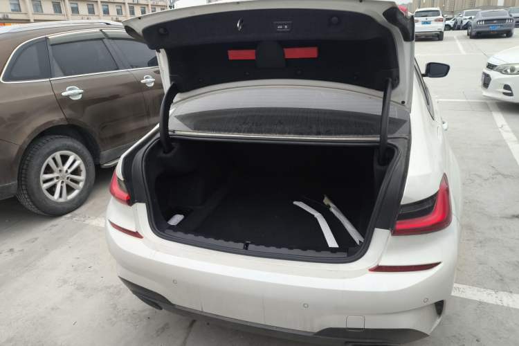 Used BMW 3 Series 2022 325Li M Sport Night Edition Package
