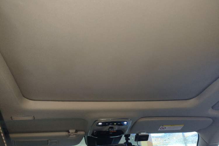 Used Lynk & Co 01 2017 2.0T Two-Wheel Drive Pro Edition
