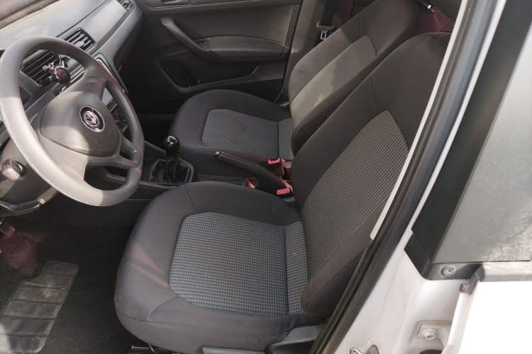 Used Volkswagen Santana 2016 1.4L Manual Fashion Edition