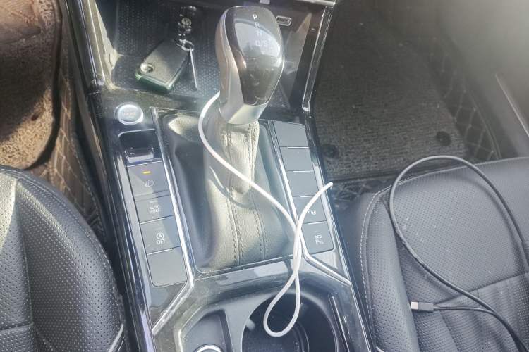 Used Volkswagen Passat 2023 380TSI Luxury Edition
