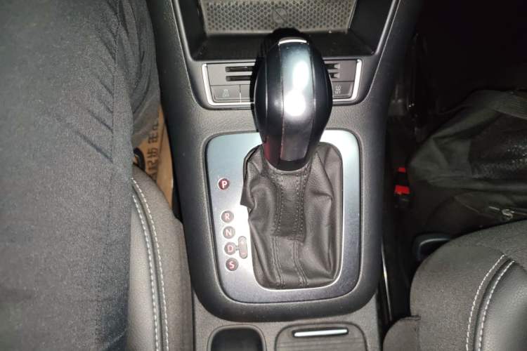 Used Volkswagen Tiguan 2017 300TSI Automatic Two-Wheel Drive Silk Road Luxury Edition
