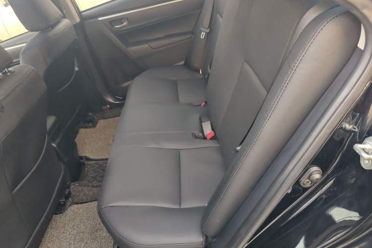 Used Toyota Levin 2017 Revised Dual-Engine 1.8H GS E-CVT Elite Sunroof Version China V Standard
