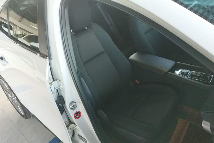 Used Mazda Mazda 3 Axela 2023 2.0L Automatic ZhiXuan Edition
