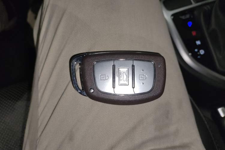 Used Hyundai ix25 2015 1.6L Automatic Two-Wheel Drive Smart GLS Trim