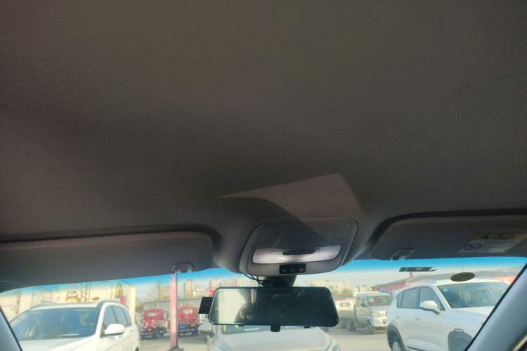 Used Buick Velite 6 2022 Plug-in Hybrid Connected Fashion Model
