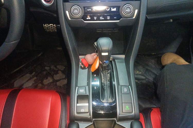 Used Honda Civic 2021 HATCHBACK 220TURBO CVT Trendy Cool Edition
