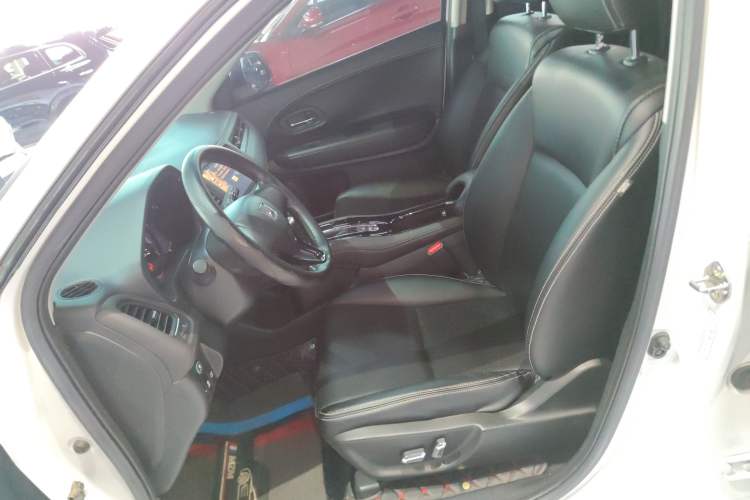 Used Honda Vezel 2020 1.5L CVT Elite Edition
