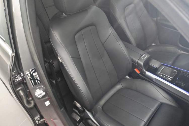 Used Mercedes-Benz GLB 2022 Updated GLB 200 Fashion Edition
