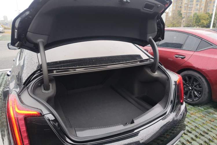 Used Cadillac CT5 2024 28T Luxury Pro Trim