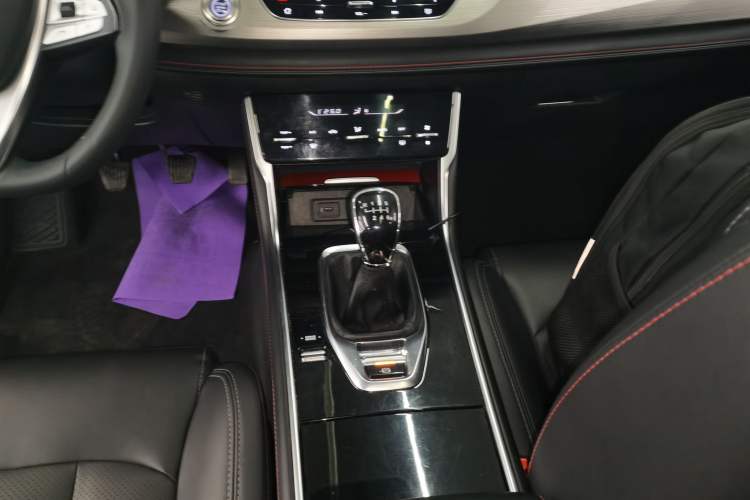 Used Changan CS75 2020 280T Manual Elite Version China VI Standard