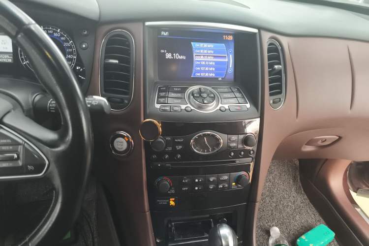 Used Infiniti QX50 2015 2.5L Enjoyment Edition
