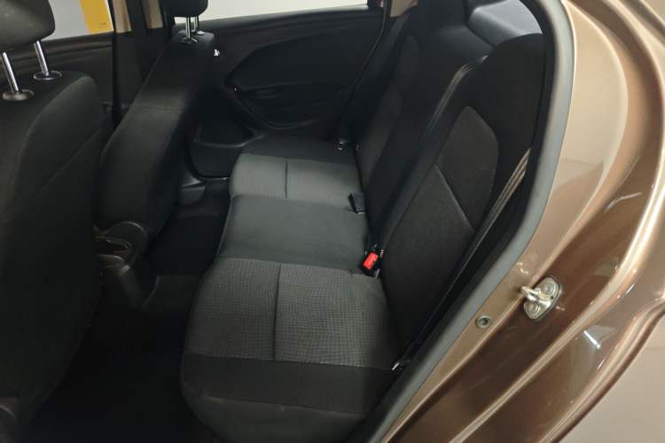 Used Peugeot 301 2014 1.6L Manual Comfort Edition