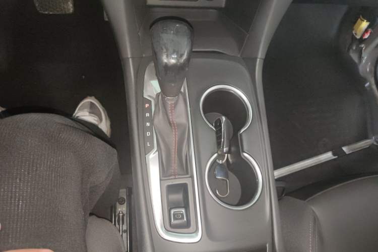 Used Chevrolet Equinox 2019 Redline 550T Automatic All-Wheel-Drive RS Model China VI Standard
