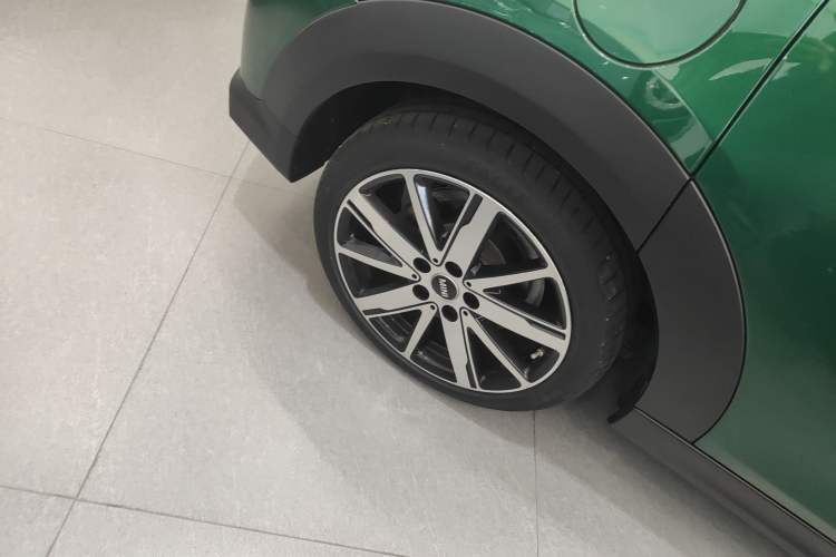 Used  MINI 2023 Updated 1.5T COOPER Artist Five-Door Edition
