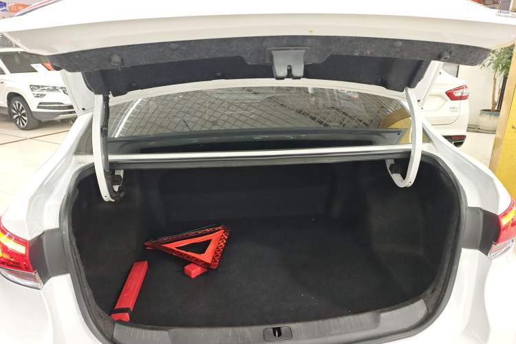 Used Buick GT 2021 Revised Version 1.3T Automatic Mild Hybrid Elite Edition
