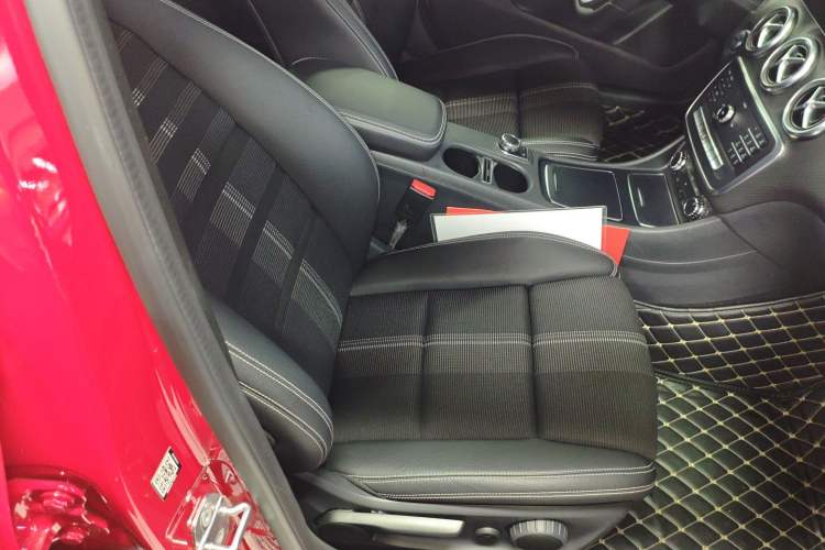 Used Mercedes-Benz A-Class (Import) 2018 A 200 Fashion Model
