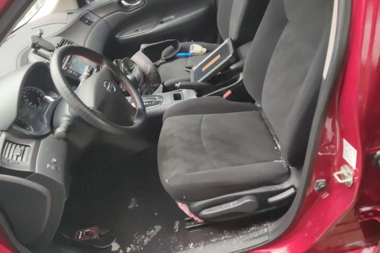 Used Nissan Tiida 2014 1.6L CVT Comfort Model