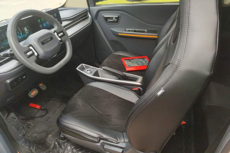 Used  Yuanbao 2022 Smart Version