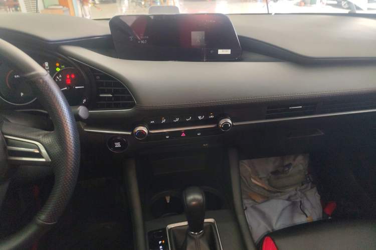 Used Mazda Mazda 3 Axela 2021 2.0L Automatic Zhiqing Edition
