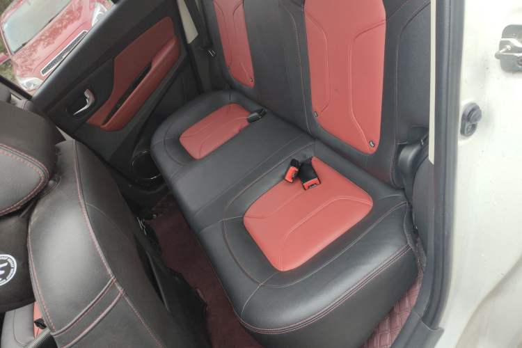 Used Haval H1 2016 Revised Version Blue Badge 1.5L Manual Luxury Edition
