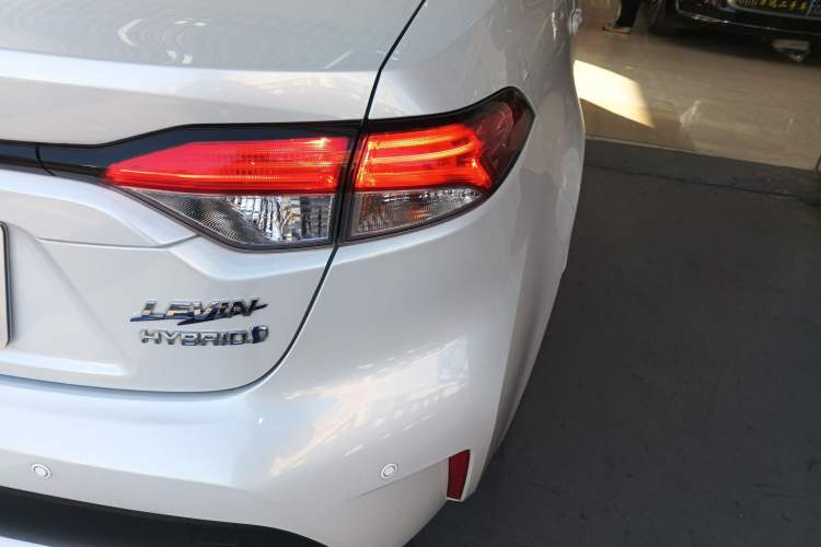 Used Toyota Levin 2022 Dual-Motor 1.8H E-CVT Progressive Edition
